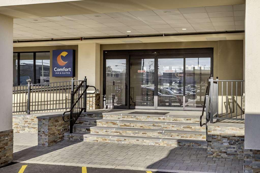 Comfort Inn & Suites Newark Liberty International Airport Exteriér fotografie