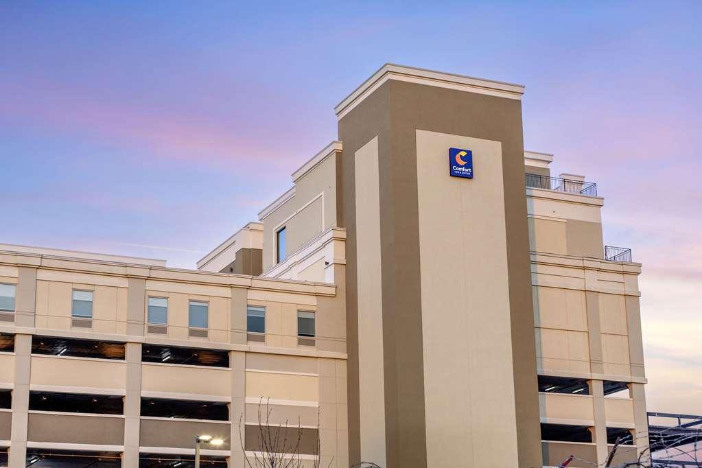 Comfort Inn & Suites Newark Liberty International Airport Exteriér fotografie