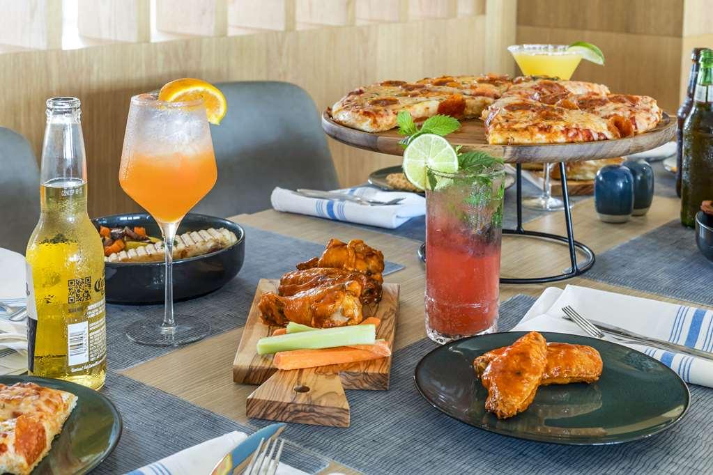 Comfort Inn & Suites Newark Liberty International Airport Restaurace fotografie